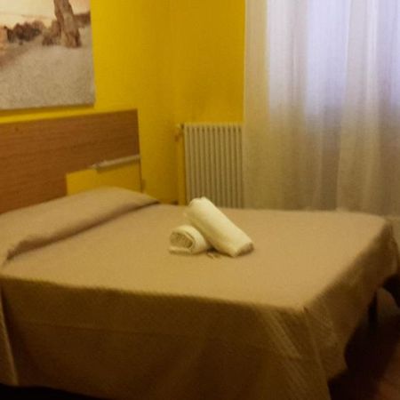 B&B Al Porto Бишелье Экстерьер фото