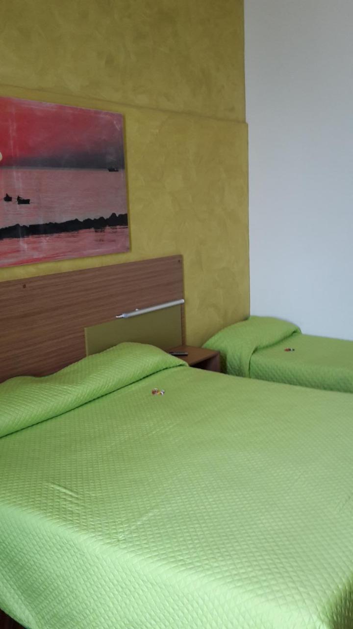 B&B Al Porto Бишелье Экстерьер фото