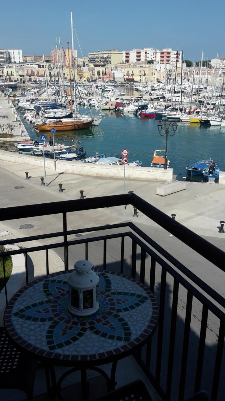 B&B Al Porto Бишелье Экстерьер фото